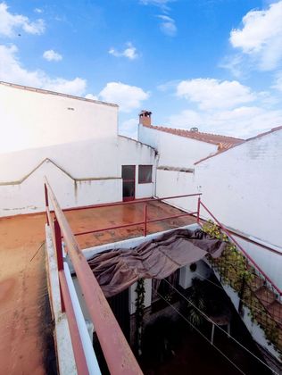 Foto 2 de Casa en venda a Colmenar de Oreja de 4 habitacions amb terrassa i jardí