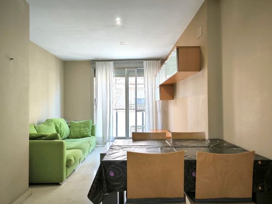 Foto 1 de Piso en alquiler en L´Hort de Senabre de 2 habitaciones con muebles y balcón