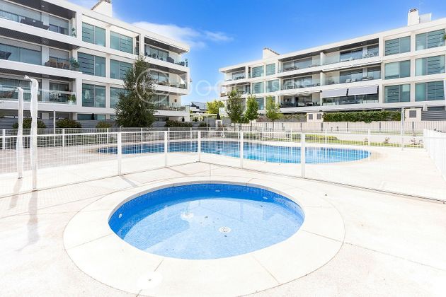 Foto 2 de Piso en venta en calle Junta de Castilla y León de 4 habitaciones con terraza y piscina