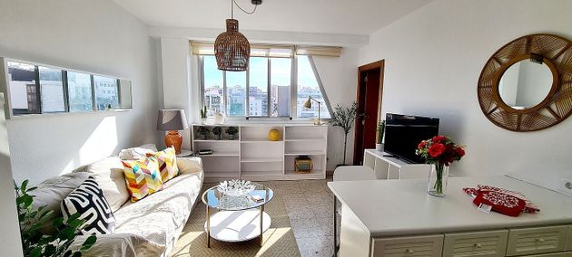 Foto 2 de Alquiler de piso en calle Santa Teresa de Jornet E Ibars de 1 habitación con muebles y balcón