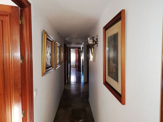 Foto 1 de Pis en venda a Encarnación - Regina de 5 habitacions amb garatge i balcó
