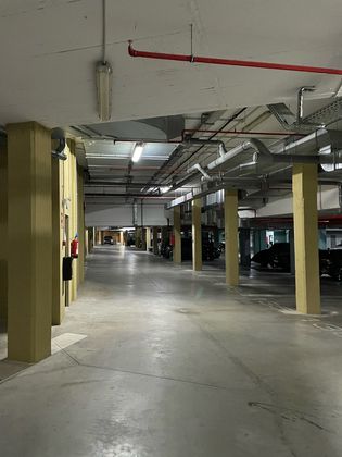 Foto 1 de Alquiler de garaje en calle Juan Antonio de Toruqemada de 10 m²