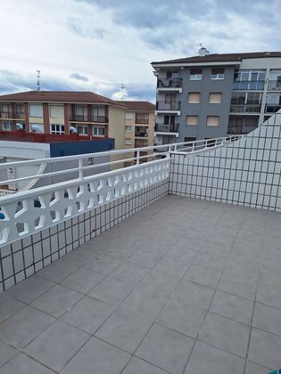 Foto 1 de Alquiler de piso en Gorliz de 2 habitaciones con terraza y muebles
