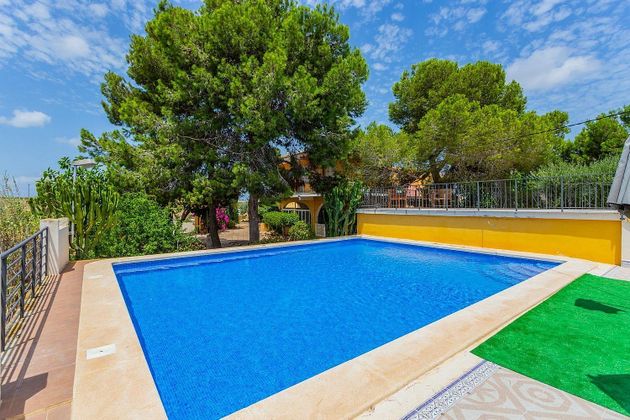 Foto 1 de Casa rural en venda a Montesinos (Los) de 5 habitacions amb terrassa i piscina