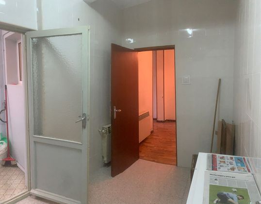 Foto 2 de Piso en venta en Delicias de 3 habitaciones con calefacción