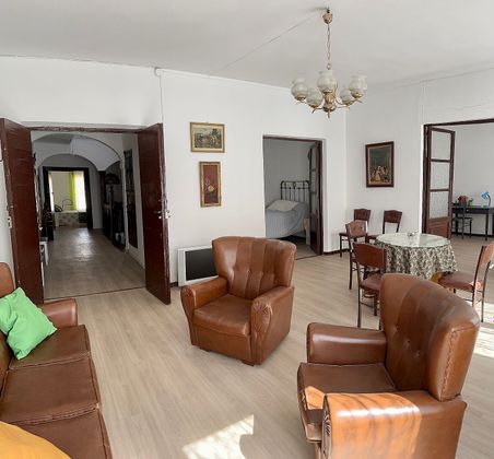 Foto 1 de Casa adossada en venda a Villalón de Campos de 7 habitacions amb jardí i balcó