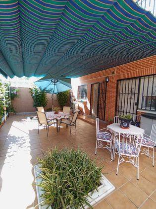 Foto 2 de Venta de casa adosada en Torrejón de Velasco de 5 habitaciones con terraza y garaje