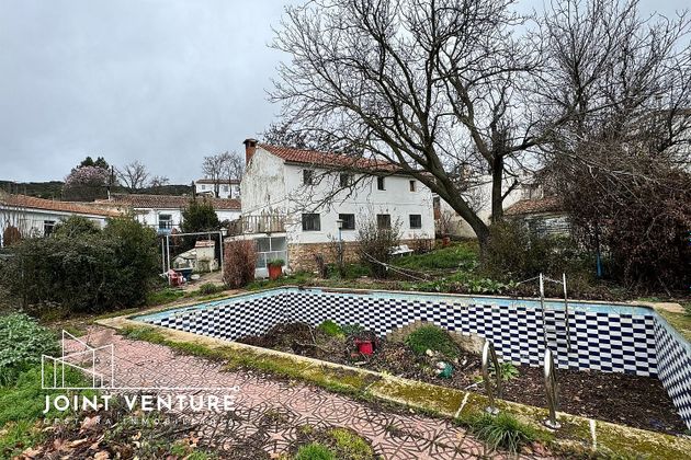 Foto 1 de Casa en venda a Ambite de 5 habitacions amb piscina i jardí