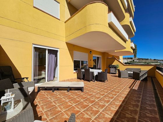 Foto 2 de Piso en venta en calle Alcalde Juan García Dorta de 3 habitaciones con terraza y piscina