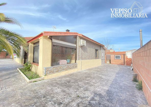 Foto 1 de Casa adossada en venda a Los Villares de 4 habitacions amb terrassa i piscina