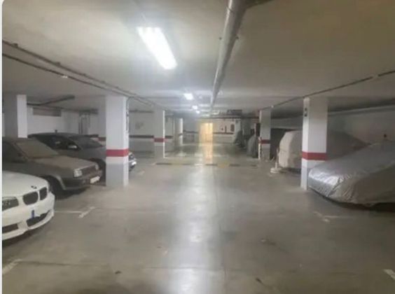 Foto 1 de Garatge en venda a avenida Quinto Centenario de 16 m²