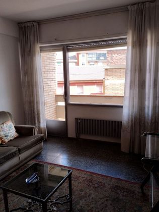 Foto 2 de Venta de piso en Ezequiel González - Conde de Sepúlveda de 3 habitaciones con terraza y balcón