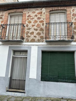 Foto 2 de Venta de casa en Zarzuela del Pinar de 5 habitaciones y 300 m²