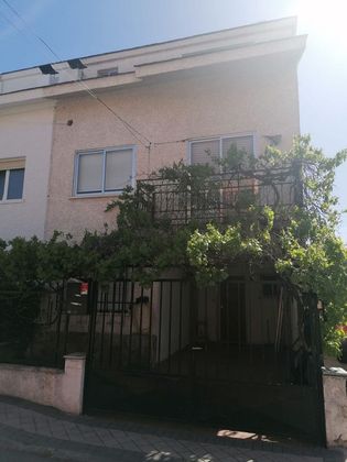 Foto 2 de Casa en venda a Zona Estación de 5 habitacions amb terrassa i piscina