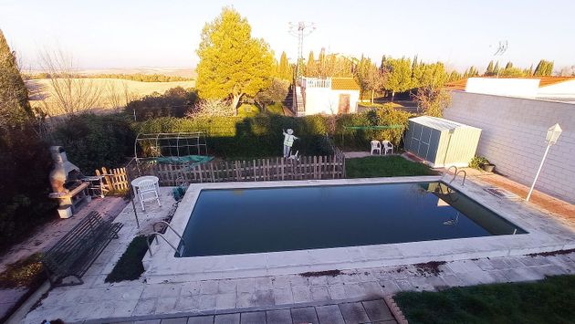 Foto 1 de Xalet en venda a Barajas de Melo de 3 habitacions amb terrassa i piscina