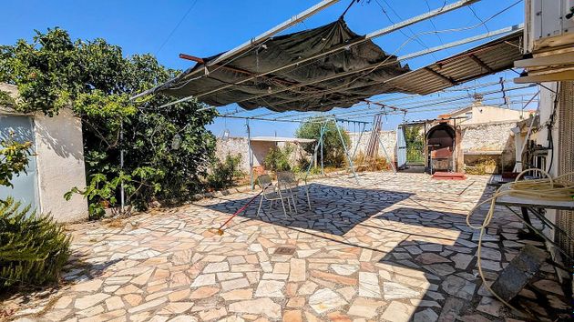 Foto 2 de Casa adossada en venda a Villamanrique de Tajo de 4 habitacions amb terrassa i piscina