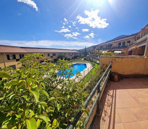 Foto 1 de Casa en venta en La Pizarra de 5 habitaciones con terraza y piscina
