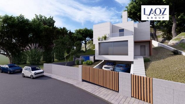 Foto 1 de Casa en venda a calle Europa de 4 habitacions amb terrassa i garatge