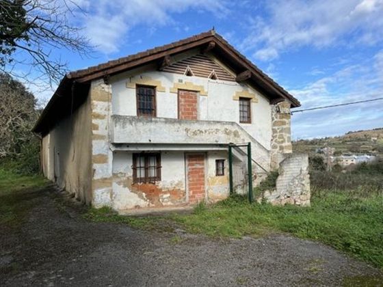 Foto 1 de Casa rural en venda a barrio Torre Bidea de 1 habitació i 333 m²