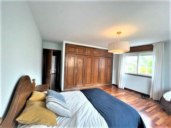 Foto 2 de Alquiler de piso en Perillo de 3 habitaciones con garaje y muebles