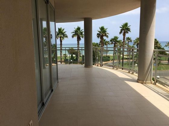 Foto 1 de Piso en alquiler en Marina d'Or de 3 habitaciones con terraza y piscina