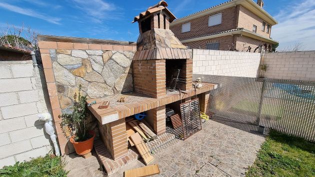 Foto 2 de Casa en venta en Valdetorres de Jarama de 3 habitaciones con terraza y piscina