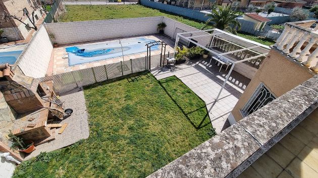 Foto 1 de Casa en venta en Valdetorres de Jarama de 3 habitaciones con terraza y piscina