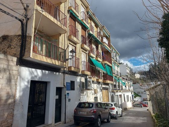 Foto 2 de Venta de piso en Montefrío de 3 habitaciones con balcón