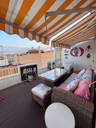 Foto 2 de Àtic en venda a El Molinillo - Capuchinos de 1 habitació amb terrassa i aire acondicionat
