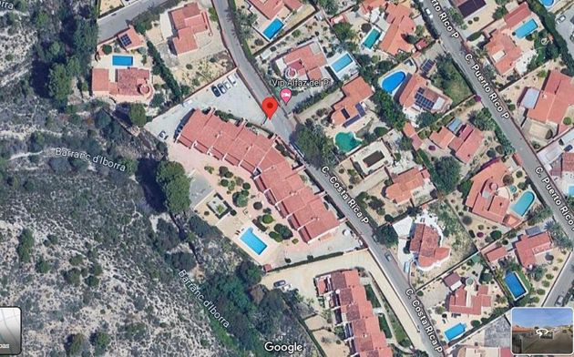 Foto 2 de Casa adossada en venda a Nucia (la) de 2 habitacions amb terrassa i piscina