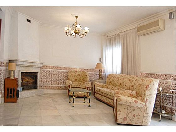 Foto 1 de Casa adossada en venda a Las Huertas - San Pablo de 4 habitacions amb terrassa i piscina