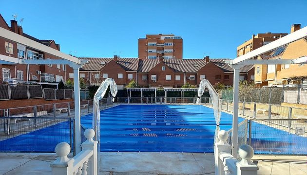 Foto 1 de Casa en venda a calle Lealtad de 4 habitacions amb terrassa i piscina