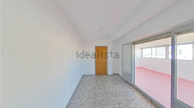 Foto 2 de Alquiler de ático en San Fernando - Princesa Mercedes de 2 habitaciones con terraza