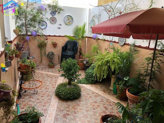 Foto 1 de Piso en venta en Ceutí de 4 habitaciones con terraza y garaje