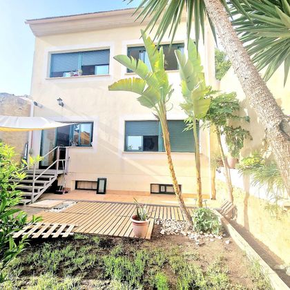 Foto 1 de Casa adossada en venda a avenida Albufereta de 4 habitacions amb terrassa i garatge
