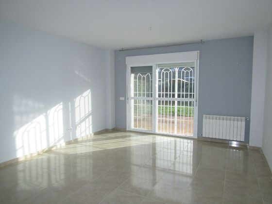 Foto 2 de Casa en venda a Talamanca de Jarama de 4 habitacions amb terrassa i piscina