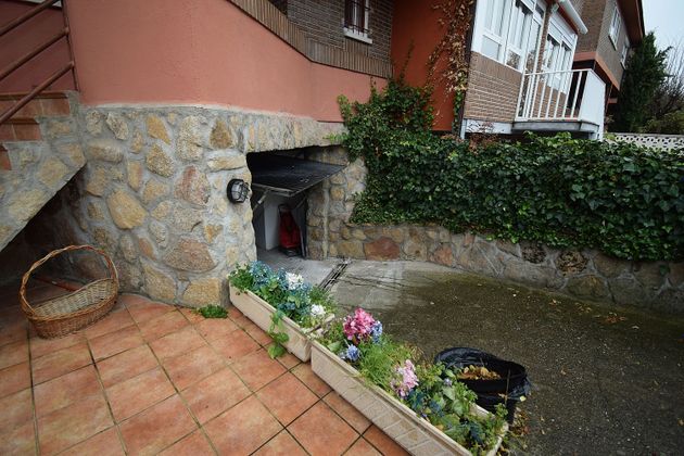 Foto 1 de Venta de casa en Parque de la Coruña - Las Suertes de 5 habitaciones con terraza y jardín