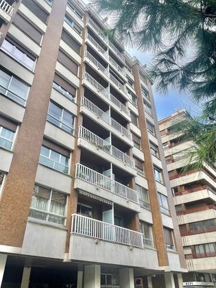 Foto 2 de Venta de piso en Amara - Berri de 3 habitaciones con terraza y balcón