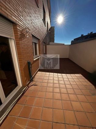 Foto 1 de Venta de piso en Villares de la Reina de 3 habitaciones con terraza y garaje