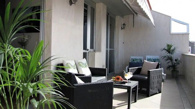 Foto 1 de Àtic en venda a Playa Jardín de 3 habitacions amb terrassa i garatge