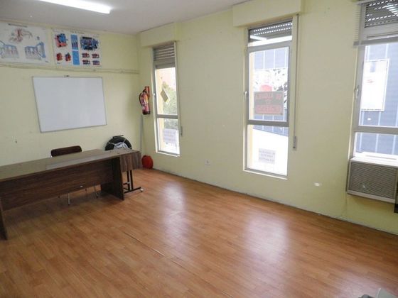 Foto 1 de Oficina en venta en Aluche con aire acondicionado