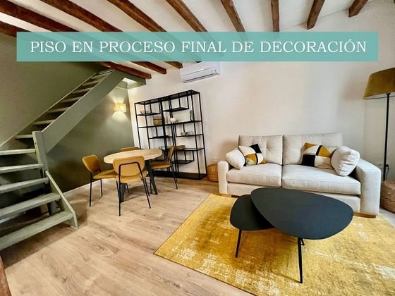 Foto 1 de Àtic en lloguer a Universidad - Malasaña de 2 habitacions amb terrassa i mobles