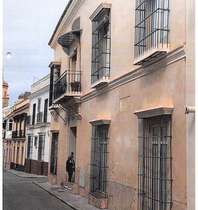 Foto 1 de Ático en venta en Ayuntamiento-Barrio Alto de 2 habitaciones con terraza y balcón