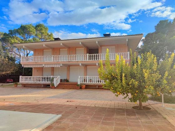 Foto 1 de Xalet en venda a Xàtiva de 5 habitacions amb terrassa i piscina
