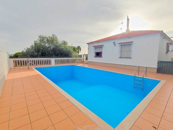 Foto 1 de Xalet en venda a Villanueva de Castellón de 5 habitacions amb terrassa i piscina