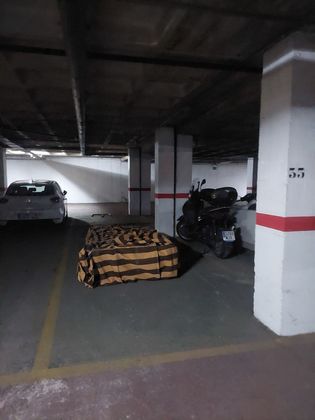 Foto 2 de Alquiler de garaje en Parque Alcosa - Jardines del Edén de 11 m²
