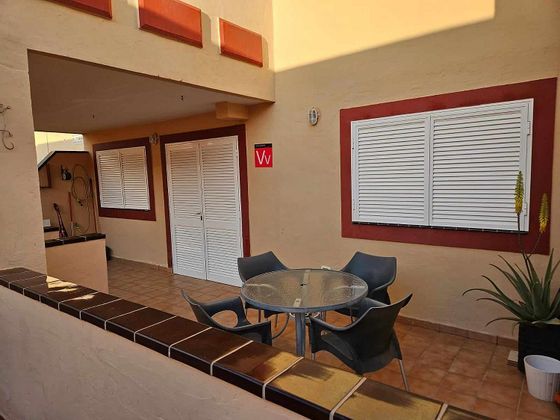 Foto 1 de Piso en alquiler en calle Los Angeles de 2 habitaciones con terraza y piscina