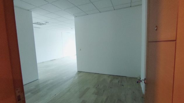 Foto 1 de Venta de oficina en Nueva Alcalá de 82 m²