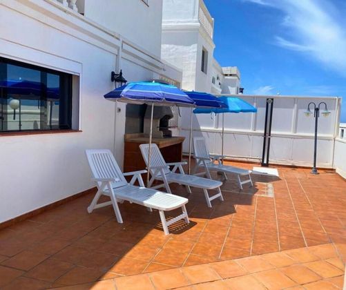 Foto 1 de Casa adossada en lloguer a Puerto Rico de 4 habitacions amb terrassa i piscina