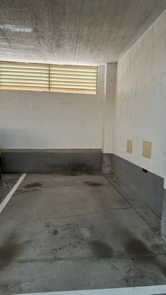 Foto 2 de Garaje en venta en Velilla de San Antonio de 18 m²